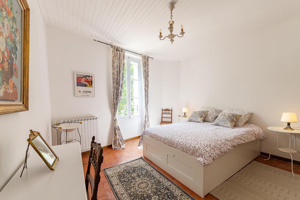 Maison De Maitre 230M² En Plein Coeur Du Village Camps-la-Source エクステリア 写真